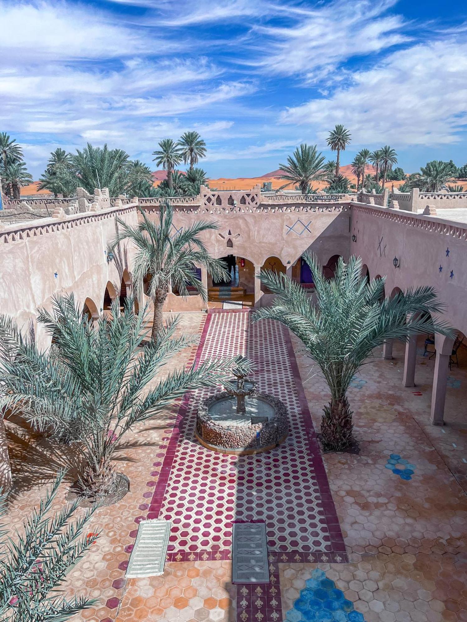 Auberge Les Roches Merzouga Exterior foto